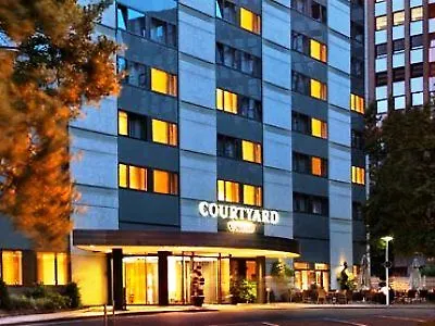 Courtyard By Marriott Duesseldorf Seestern Dusseldorf