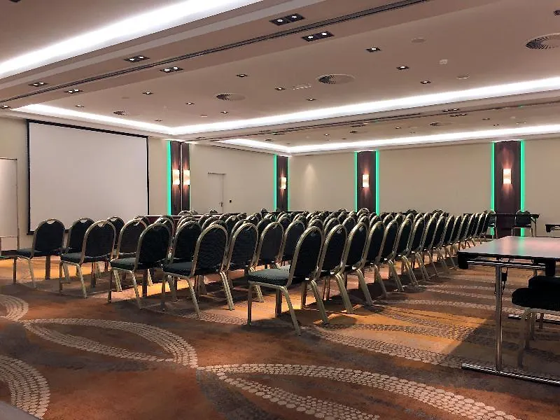 Courtyard By Marriott Duesseldorf Seestern Hotel Dusseldorf